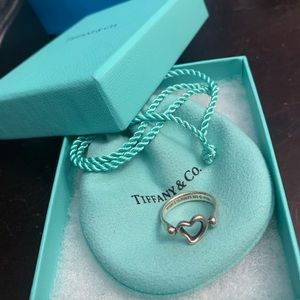 Tiffany & Co Elsa paretti open heart ring